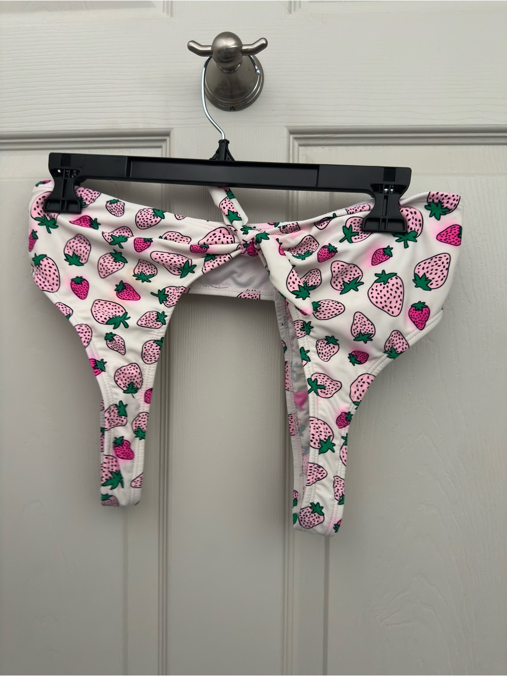 MWhite Strawberry Print Bikini Bottoms